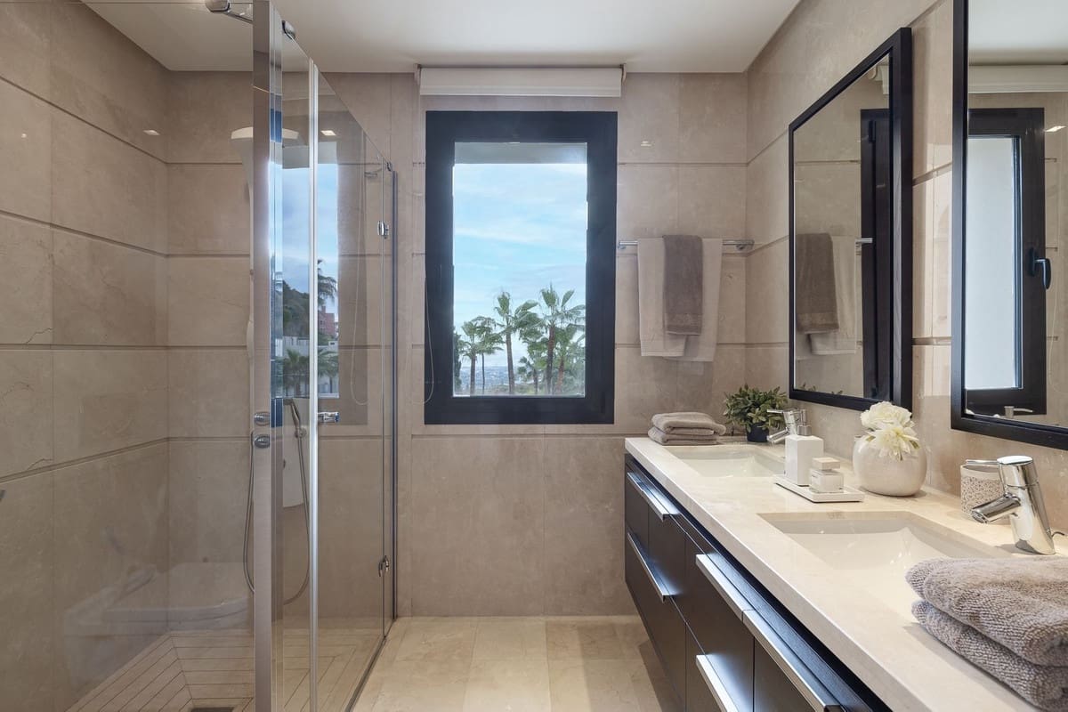 2 sypialnia Mieszkanie na sprzedaż w Benahavis z basenem - 895 000 € (Ref: 9532554)