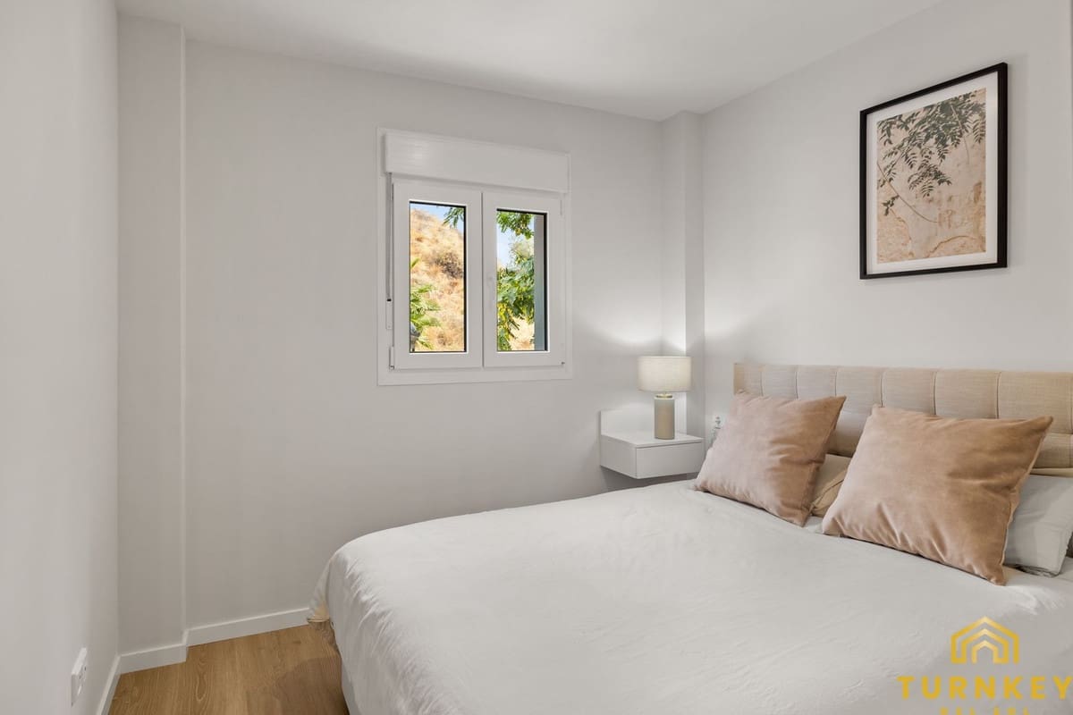 2 sypialnia Mieszkanie na sprzedaż w Estepona z basenem garażem - 450 000 € (Ref: 9532759)