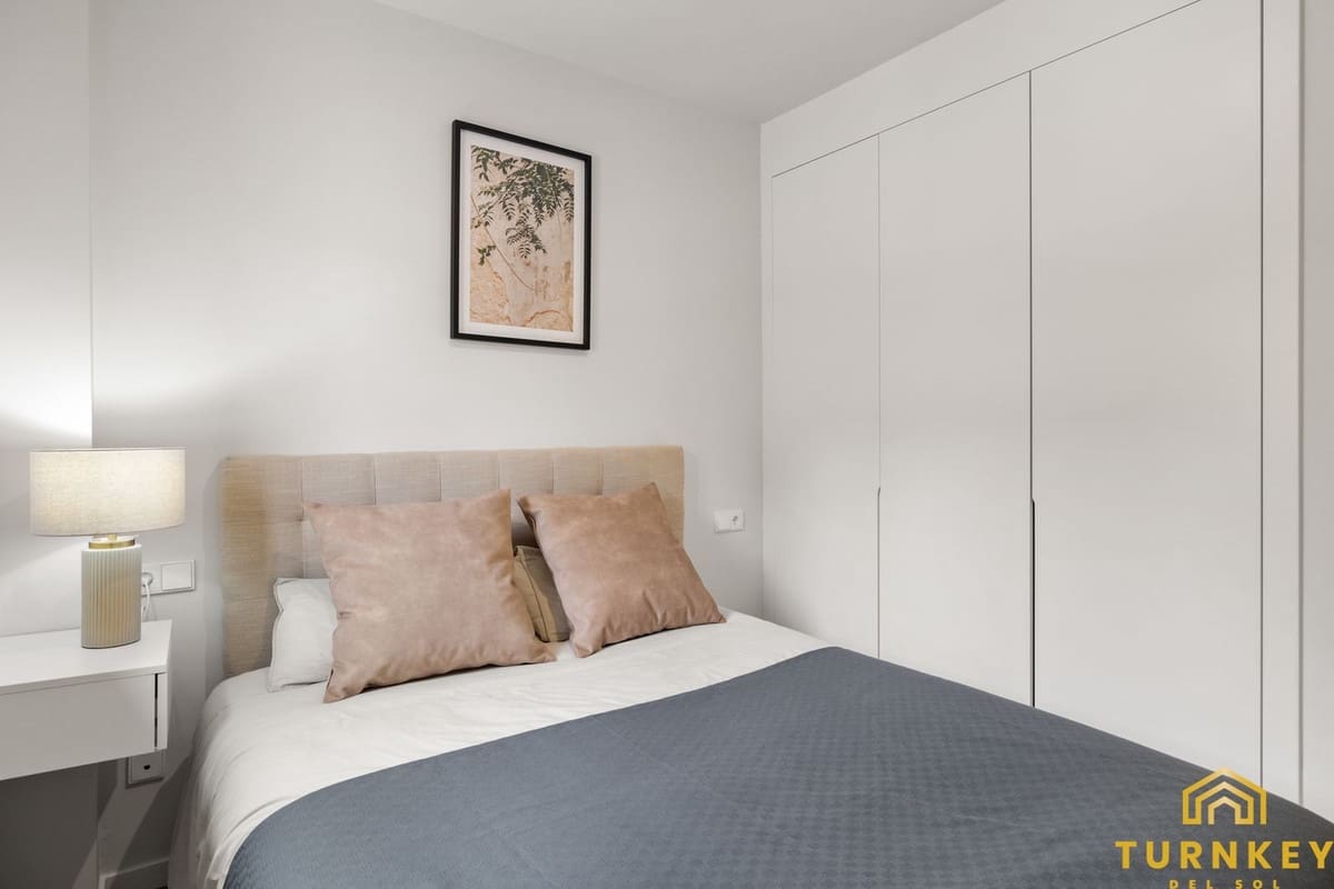 2 sypialnia Mieszkanie na sprzedaż w Estepona z basenem garażem - 450 000 € (Ref: 9532759)