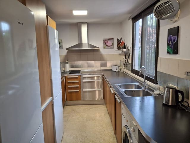 2 soveværelse Villa til salg i Nueva Atalaya, Estepona med swimmingpool garage - € 380.000 (Ref: 9532760)