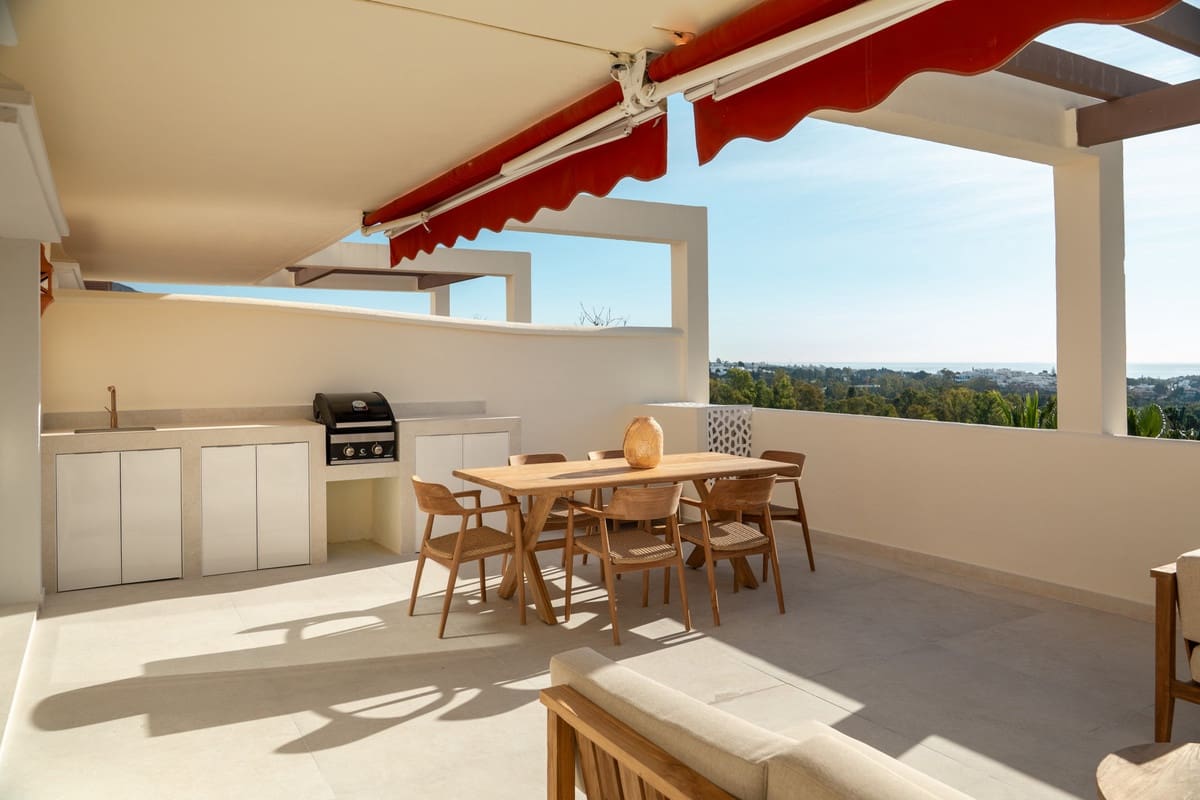 3 Zimmer Wohnung zu verkaufen in Marbella mit Pool Garage - 1.100.000 € (Ref: 9537848)