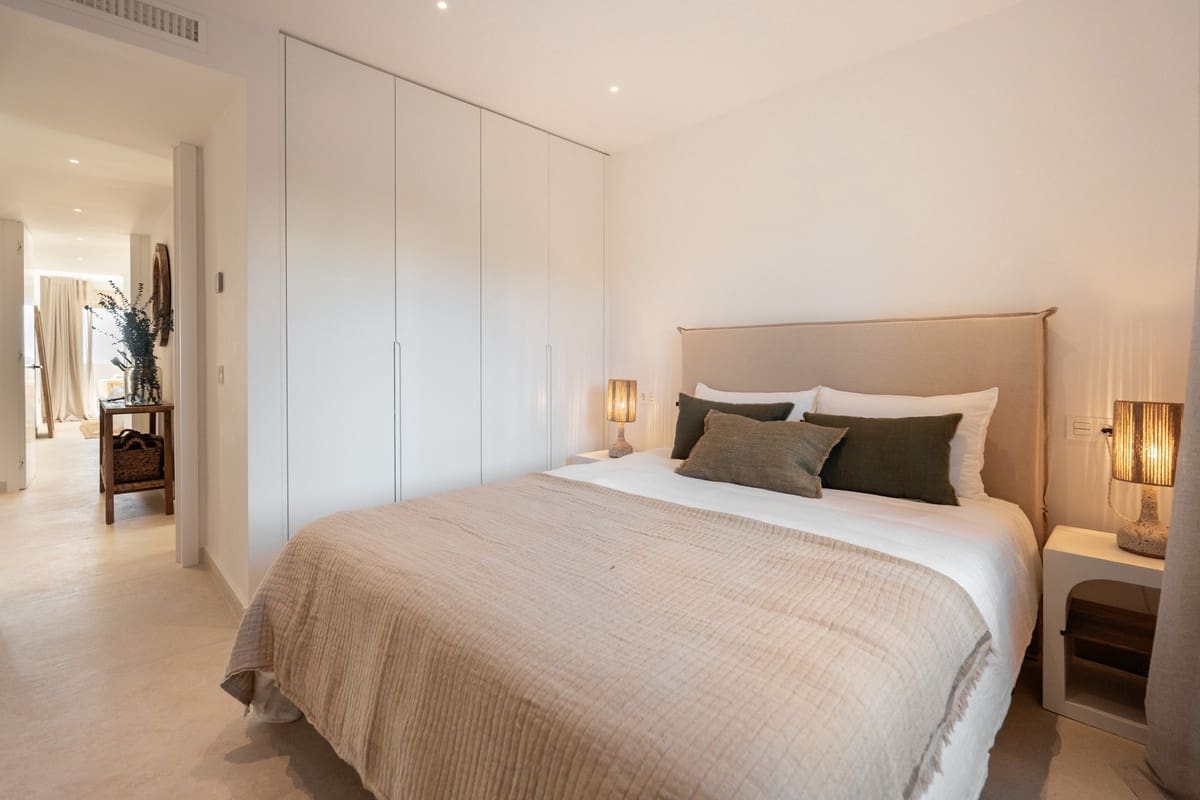 3 Zimmer Wohnung zu verkaufen in Marbella mit Pool Garage - 1.100.000 € (Ref: 9537848)