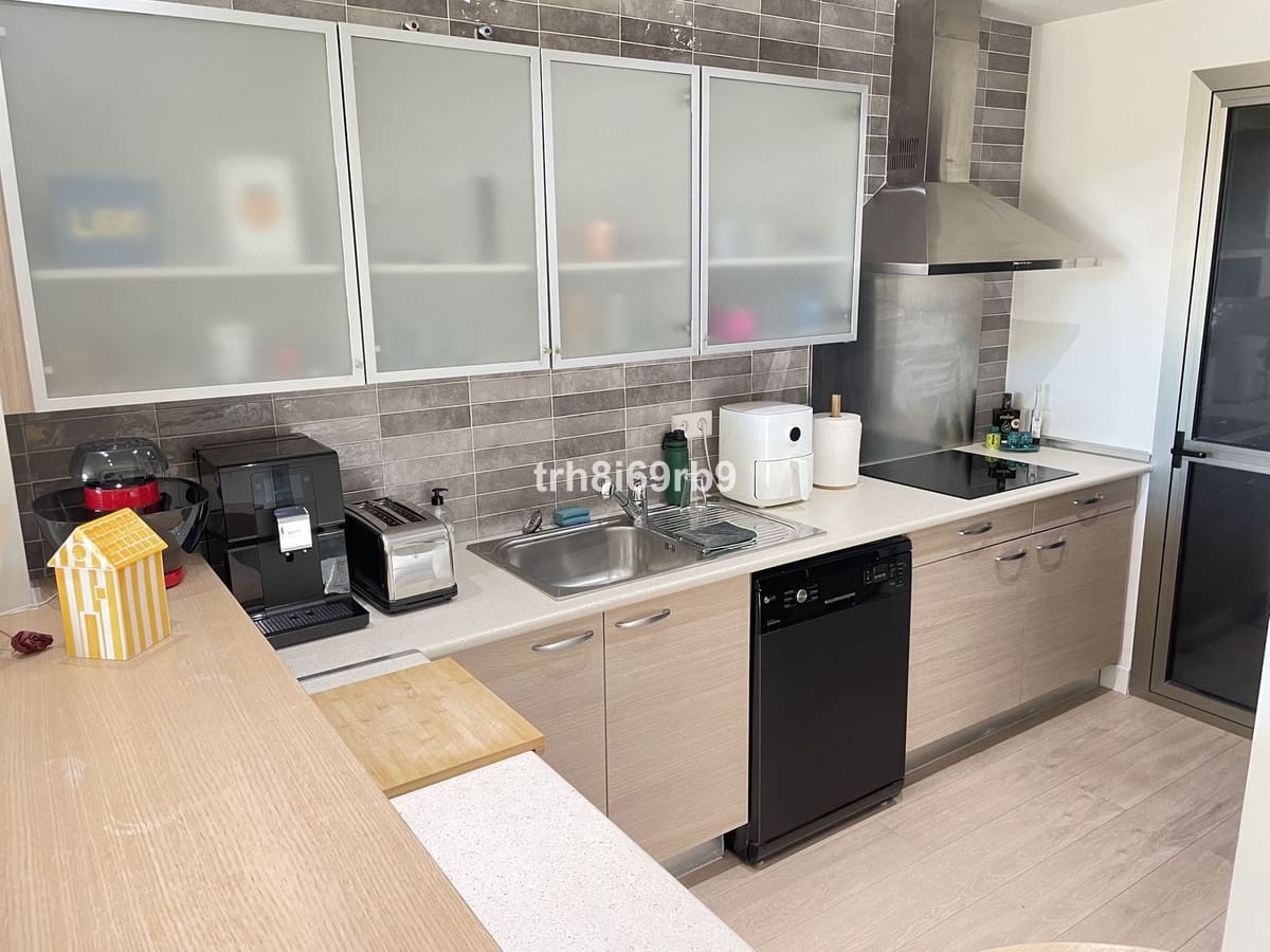 2 Zimmer Wohnung zu verkaufen in Bel-Air mit Pool Garage - 375.000 € (Ref: 9537849)