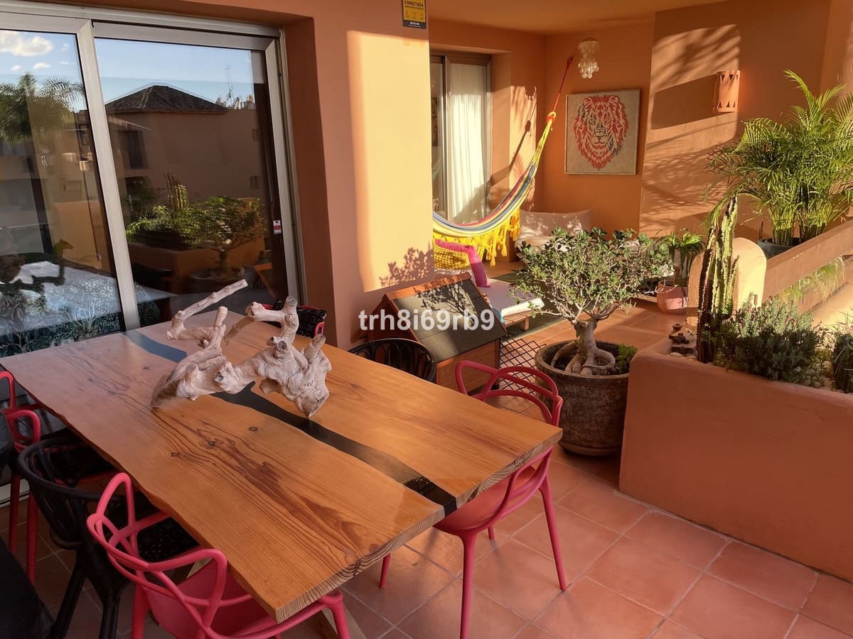 2 Zimmer Wohnung zu verkaufen in Bel-Air mit Pool Garage - 375.000 € (Ref: 9537849)