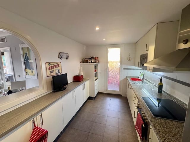 2 Zimmer Wohnung zu verkaufen in Bahia de Casares, Casares mit Pool Garage - 349.000 € (Ref: 9537850)