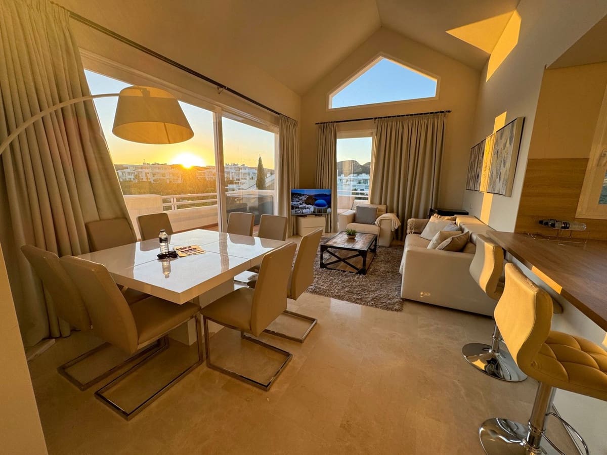 2 Zimmer Wohnung zu verkaufen in Casares mit Pool Garage - 620.000 € (Ref: 9537851)