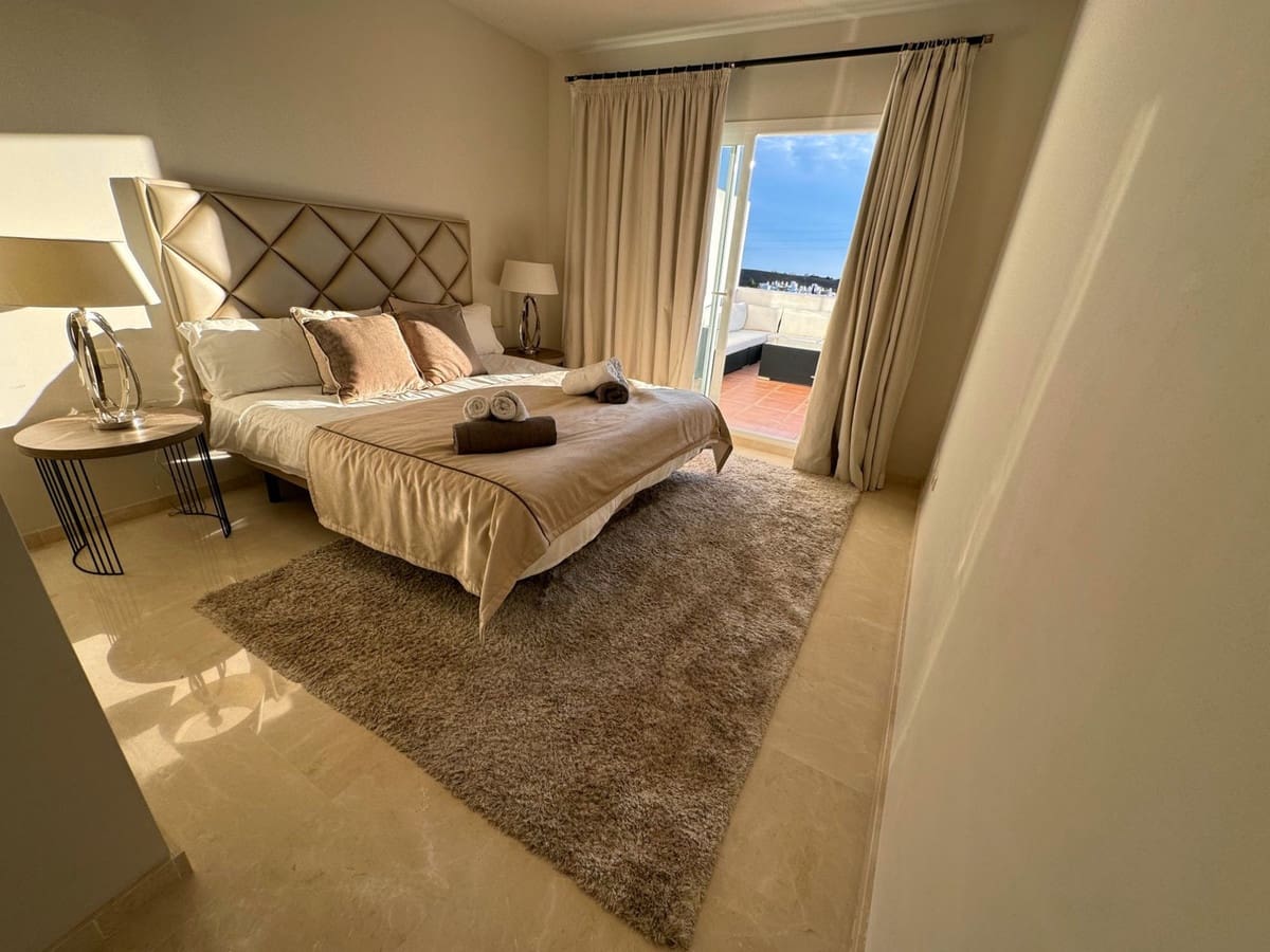 2 Zimmer Wohnung zu verkaufen in Casares mit Pool Garage - 620.000 € (Ref: 9537851)