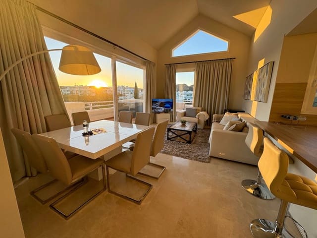 Piso de 2 habitaciones en Casares en venta con piscina garaje - 620.000 € (Ref: 9537851)