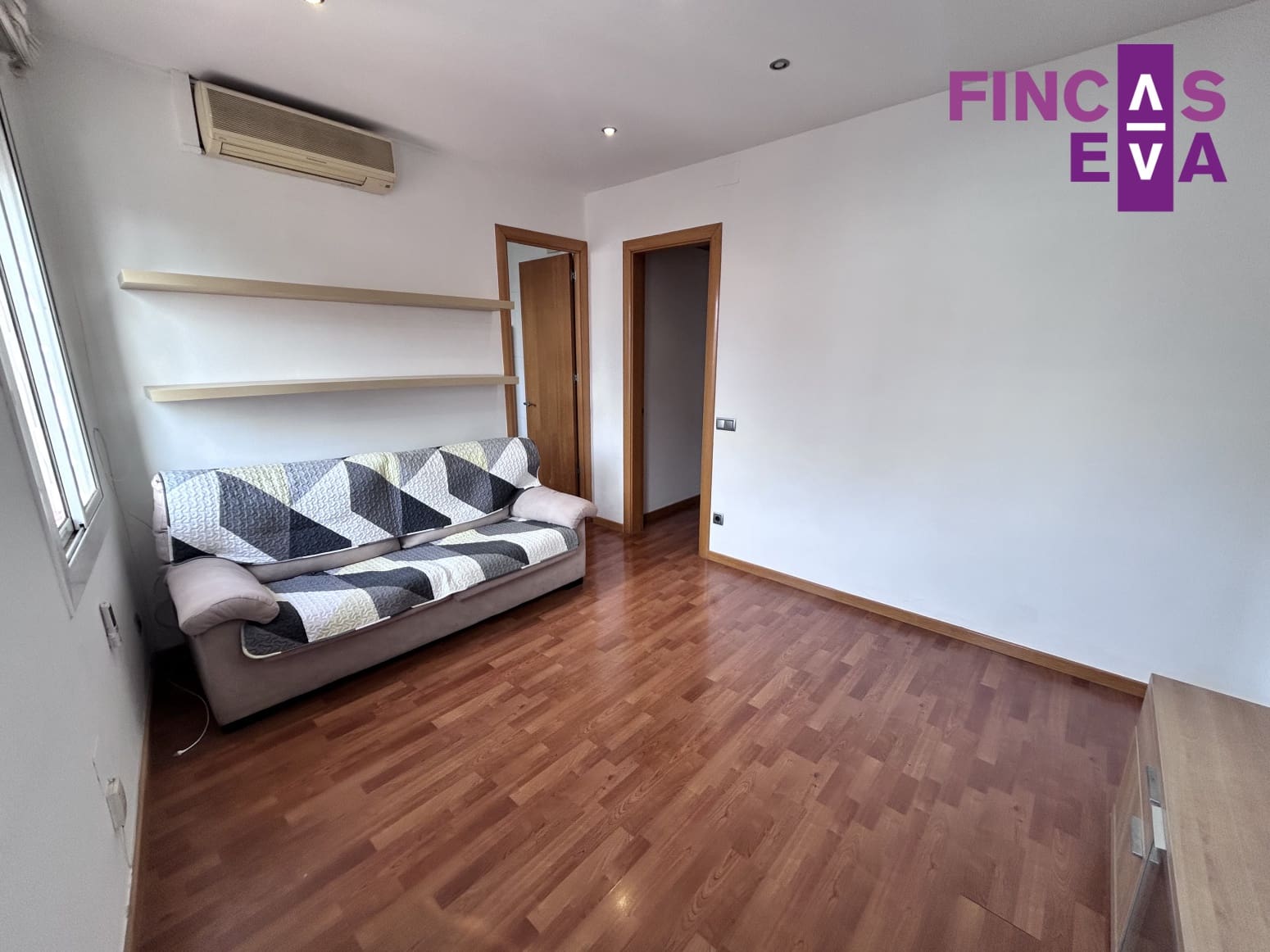 2 quarto Apartamento para venda em Barcelona cidade - 349 000 € (Ref: 9542112)