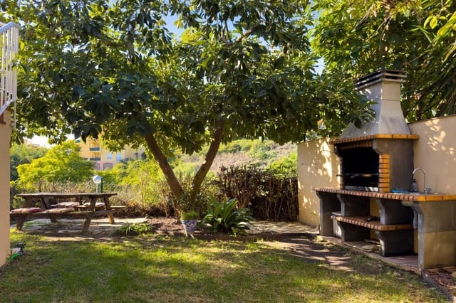 4 soverom Villa til salgs i Riviera del Sol, Mijas med svømmebasseng garasje - € 495 000 (Ref: 9542114)