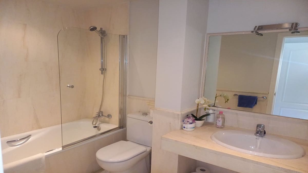 3 slaapkamer Villa te koop in Marbella met zwembad garage - € 720.000 (Ref: 9542718)