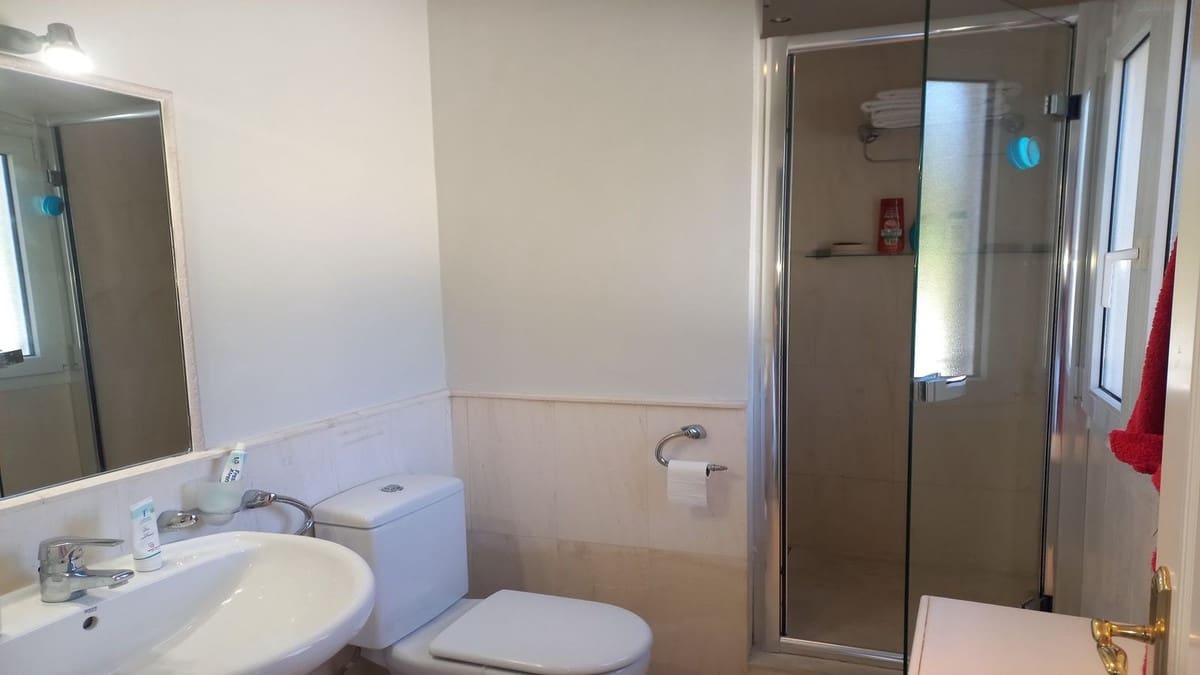 3 slaapkamer Villa te koop in Marbella met zwembad garage - € 720.000 (Ref: 9542718)