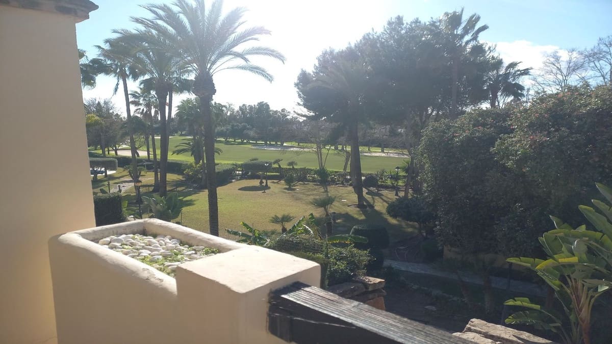 3 slaapkamer Villa te koop in Marbella met zwembad garage - € 720.000 (Ref: 9542718)