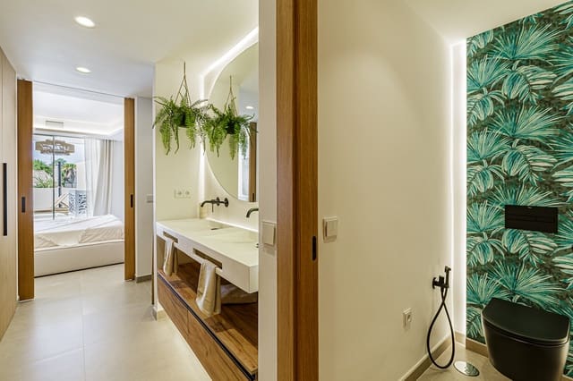 3 camera da letto Appartamento in vendita in Las Brisas, Marbella con piscina garage - 795.000 € (Rif: 9544110)