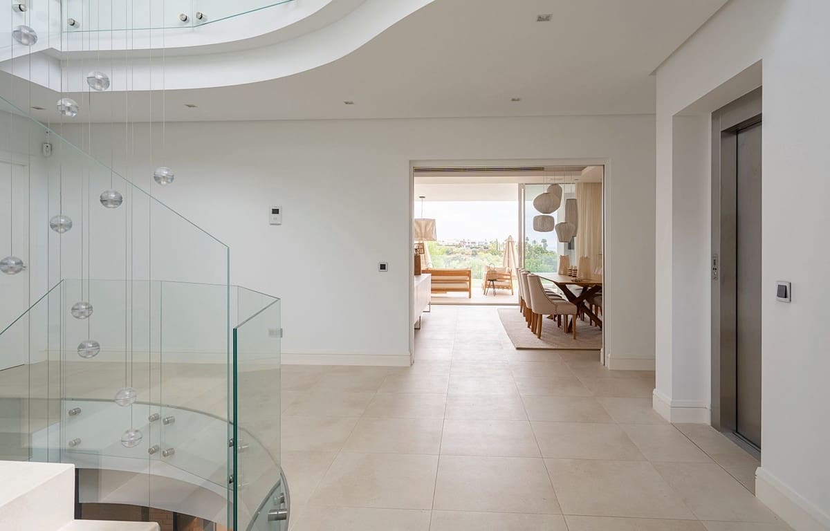 4 Zimmer Villa zu verkaufen in Estepona mit Pool - 3.500.000 € (Ref: 9544111)