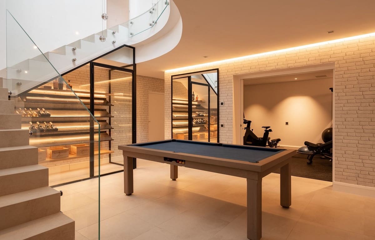 4 Zimmer Villa zu verkaufen in Estepona mit Pool - 3.500.000 € (Ref: 9544111)