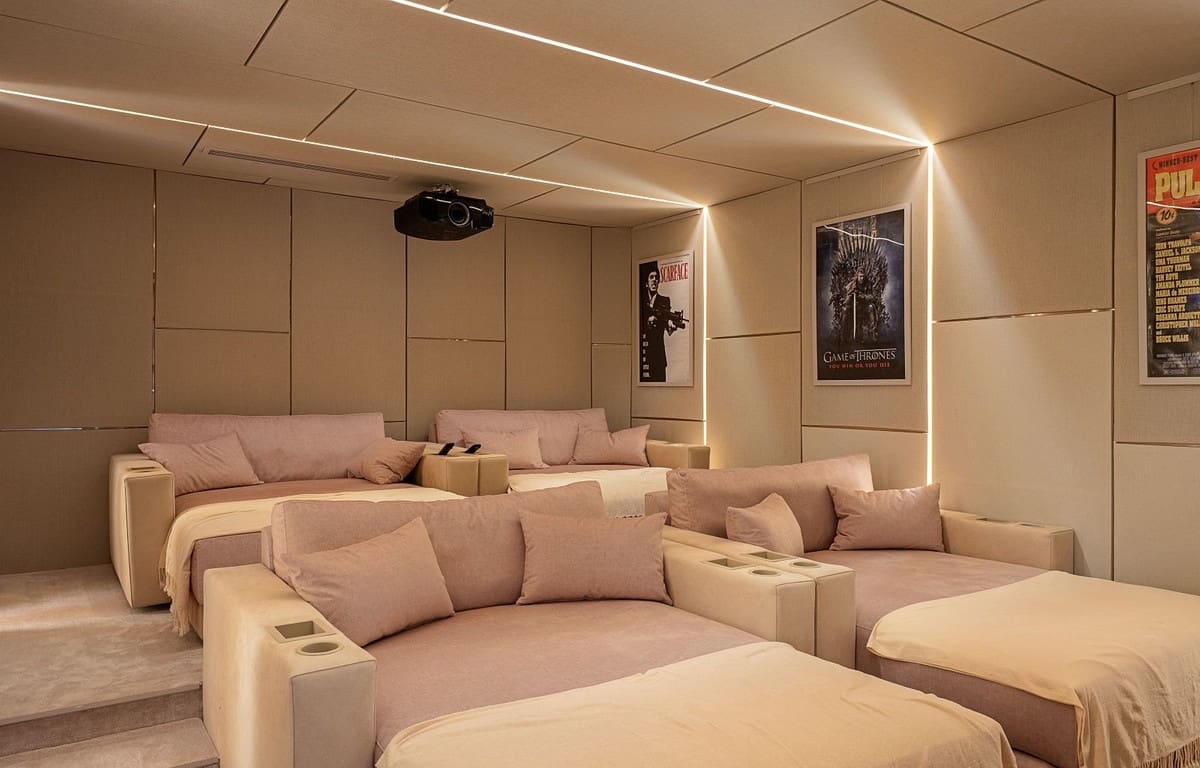 4 Zimmer Villa zu verkaufen in Estepona mit Pool - 3.500.000 € (Ref: 9544111)