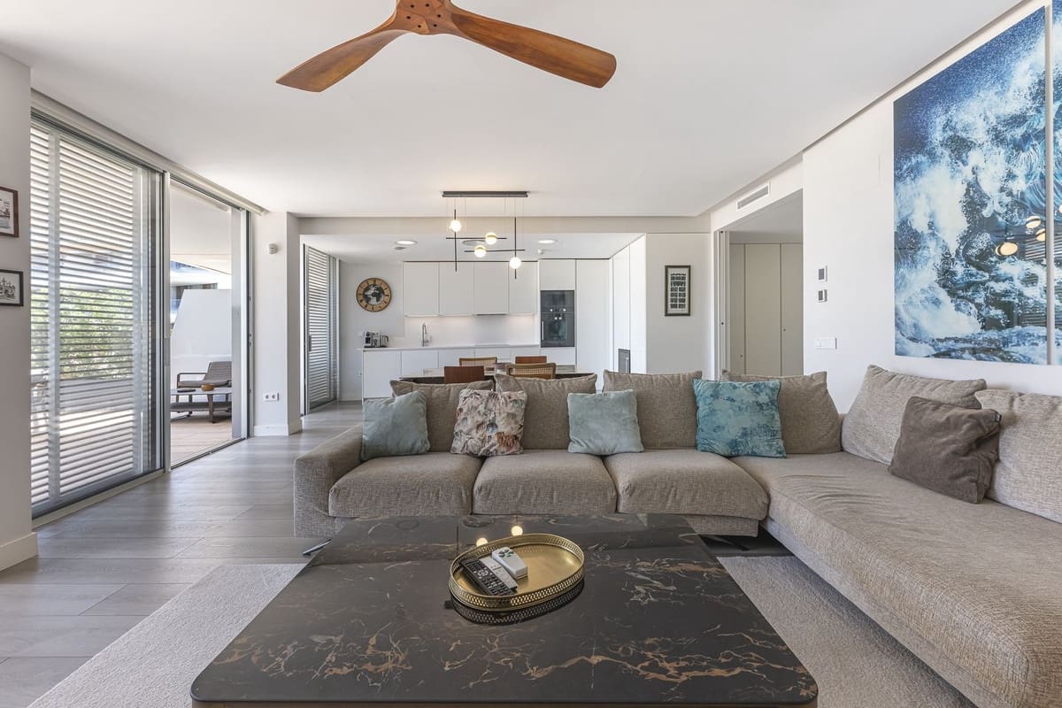 2 sypialnia Mieszkanie na sprzedaż w Estepona z basenem garażem - 795 000 € (Ref: 9544112)