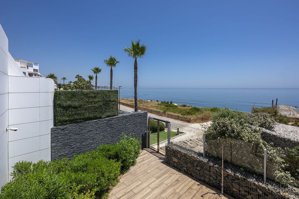 2 sypialnia Mieszkanie na sprzedaż w Estepona z basenem garażem - 795 000 € (Ref: 9544112)