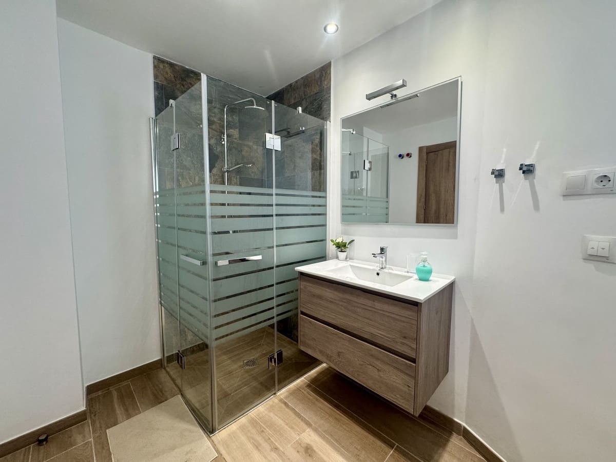 4 soverom Villa til salgs i Estepona med svømmebasseng garasje - € 1 149 000 (Ref: 9544115)