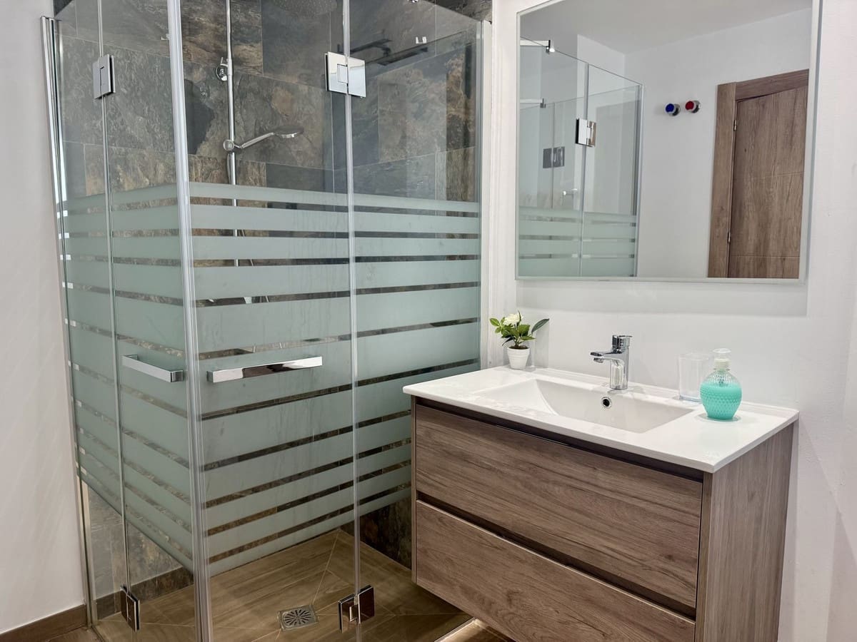 4 soverom Villa til salgs i Estepona med svømmebasseng garasje - € 1 149 000 (Ref: 9544115)