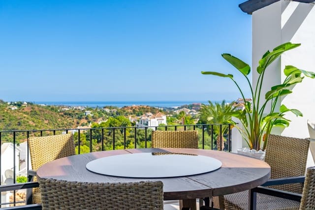 Piso de 3 habitaciones en El Paraíso, Benahavís en venta con piscina garaje - 899.000 € (Ref: 9544587)