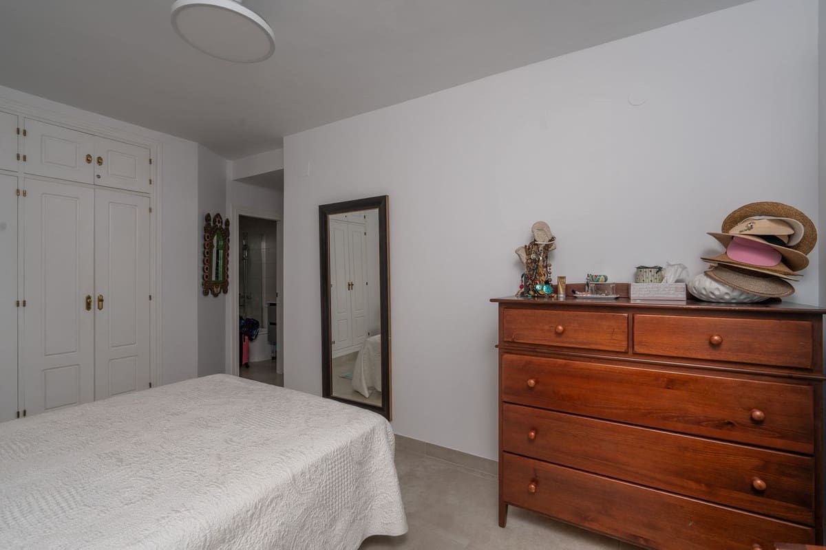 Piso de 2 habitaciones en Mijas en venta con piscina garaje - 649.950 € (Ref: 9544588)