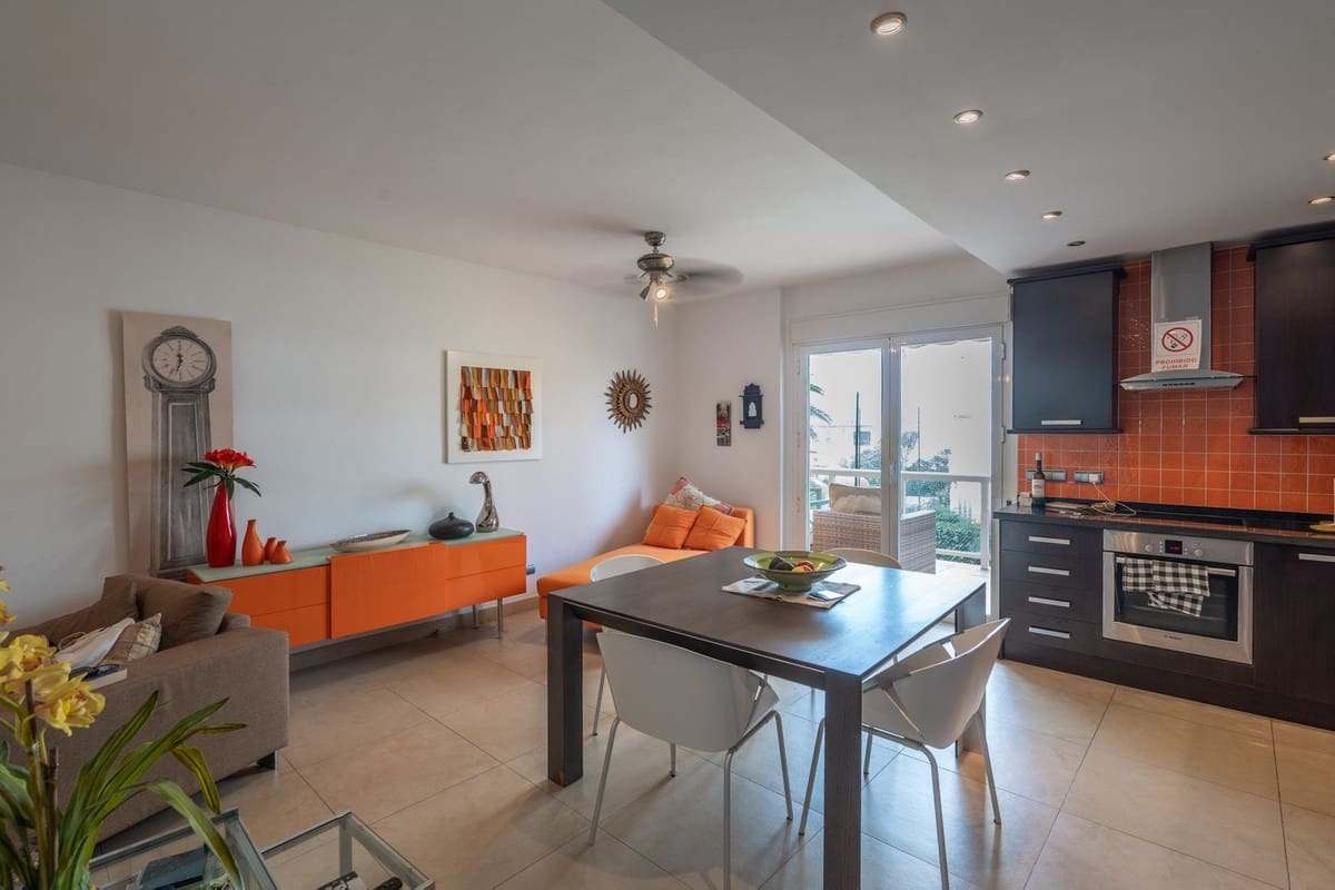 Piso de 2 habitaciones en Mijas en venta con piscina garaje - 649.950 € (Ref: 9544588)