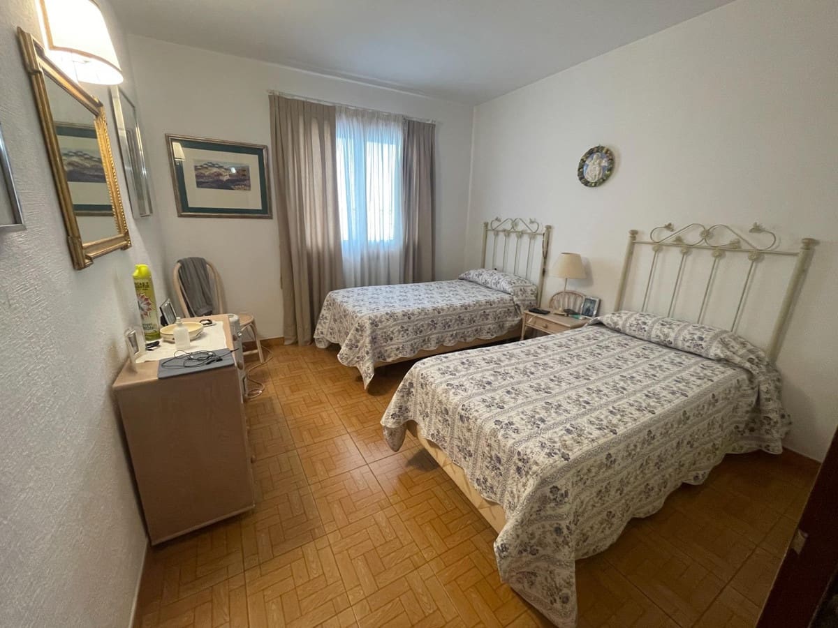 4 makuuhuone Asunto myytävänä paikassa Estepona - 1 350 000 € (Ref: 9547021)