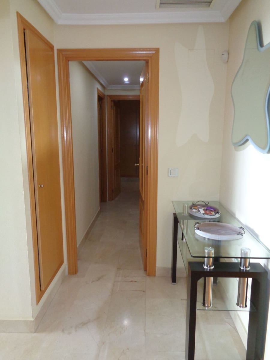 2 sypialnia Mieszkanie na sprzedaż w Benahavis z basenem garażem - 469 000 € (Ref: 9547188)