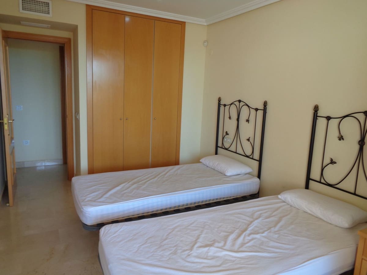 2 sypialnia Mieszkanie na sprzedaż w Benahavis z basenem garażem - 469 000 € (Ref: 9547188)