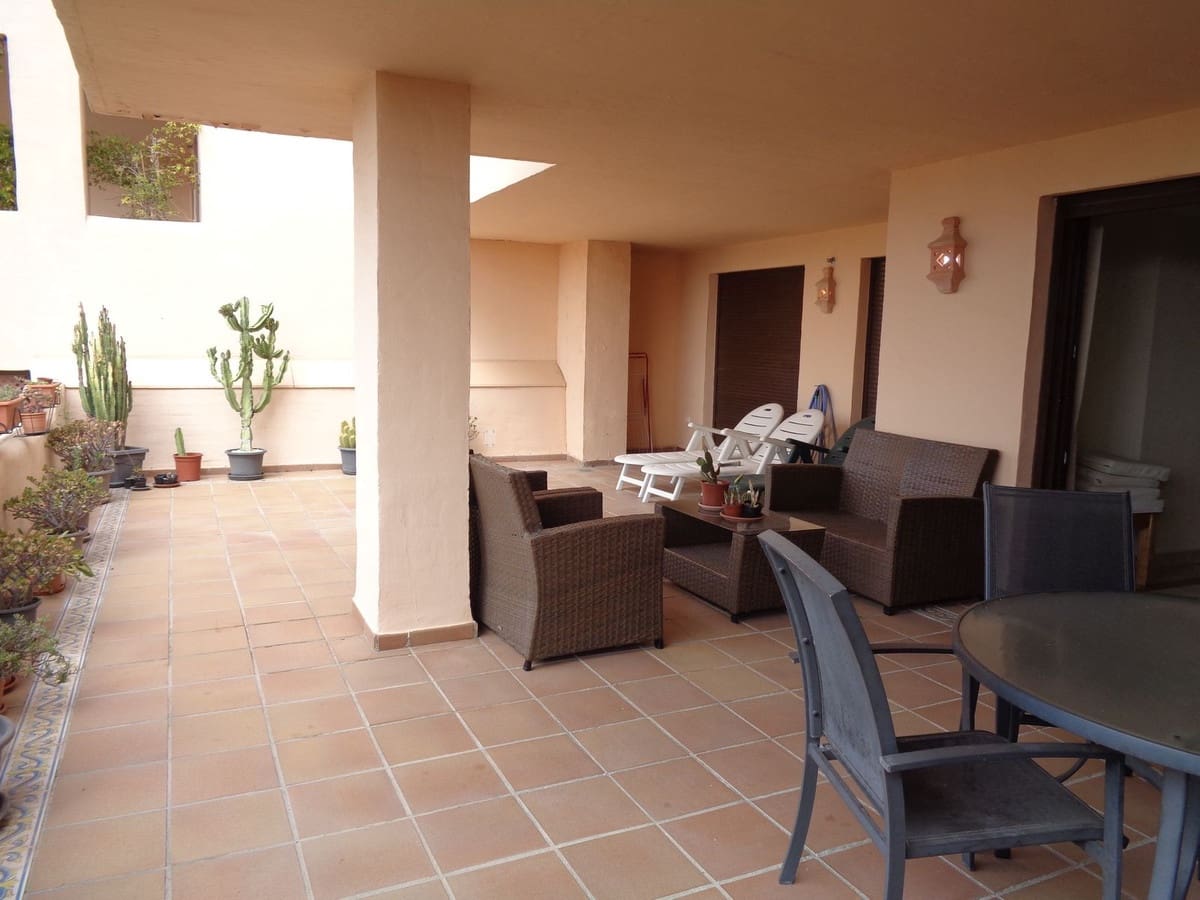 2 sypialnia Mieszkanie na sprzedaż w Benahavis z basenem garażem - 469 000 € (Ref: 9547188)