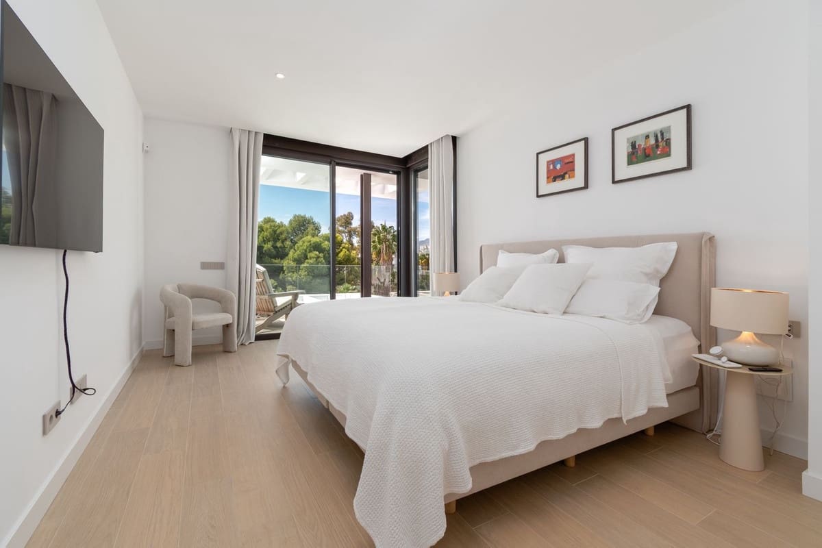 4 sovrum Villa till salu i Marbella med pool garage - 2 095 000 € (Ref: 9547189)