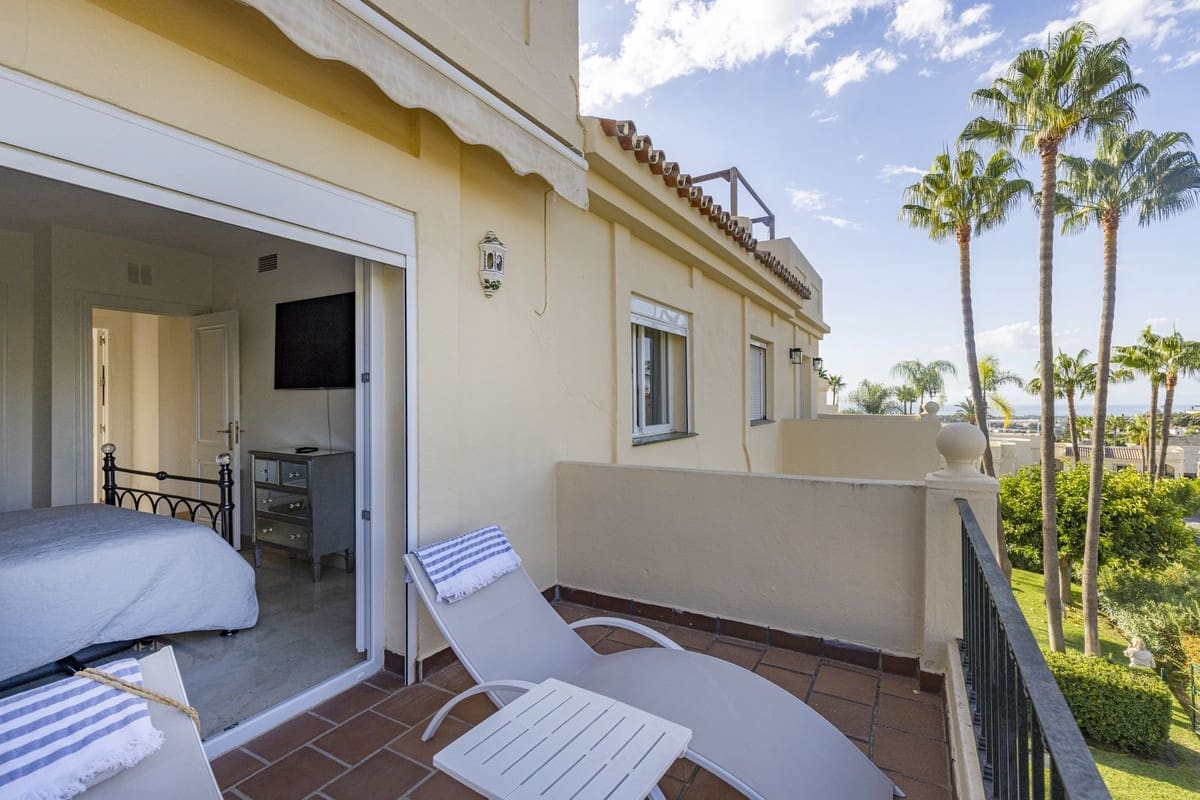 Piso de 3 habitaciones en Benahavís en venta con piscina garaje - 649.995 € (Ref: 9547190)