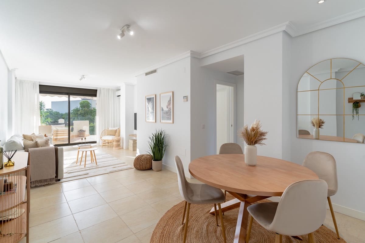 2 sypialnia Mieszkanie na sprzedaż w Estepona z basenem garażem - 395 000 € (Ref: 9547316)