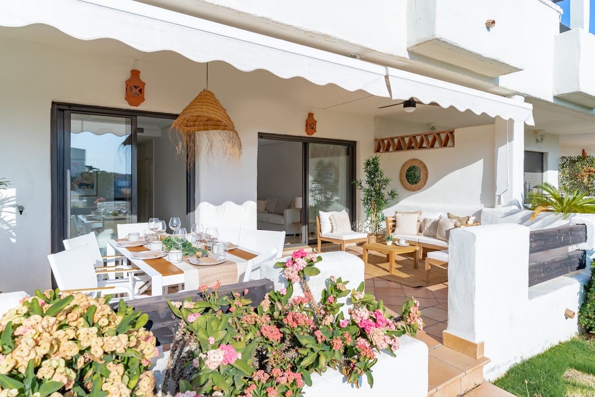 2 sypialnia Mieszkanie na sprzedaż w Estepona z basenem garażem - 395 000 € (Ref: 9547316)