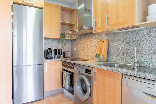 2 sypialnia Mieszkanie na sprzedaż w La Concha - Resina Golf, Estepona z basenem garażem - 395 000 € (Ref: 9547316)