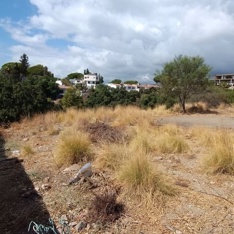 Building Plot for sale in Santa María, Marbella - € 500,000 (Ref: 9548631)