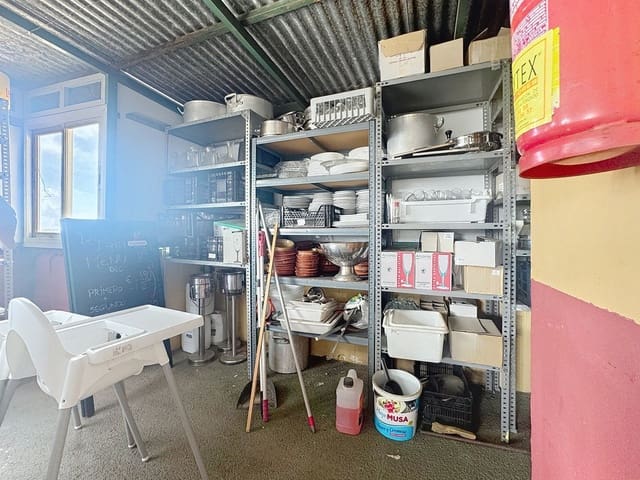 Local Comercial en Nueva Atalaya, Estepona en venta con garaje - 550.000 € (Ref: 9548632)