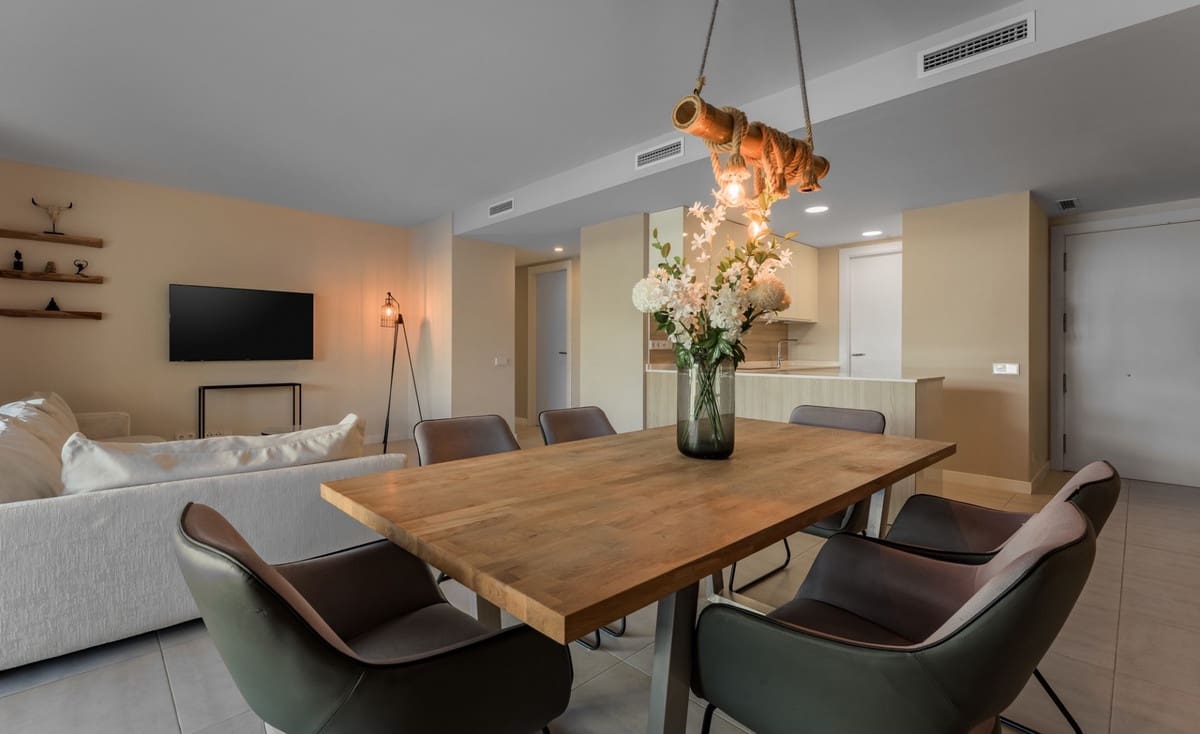 3 sypialnia Mieszkanie na sprzedaż w Estepona z basenem - 599 000 € (Ref: 9548636)