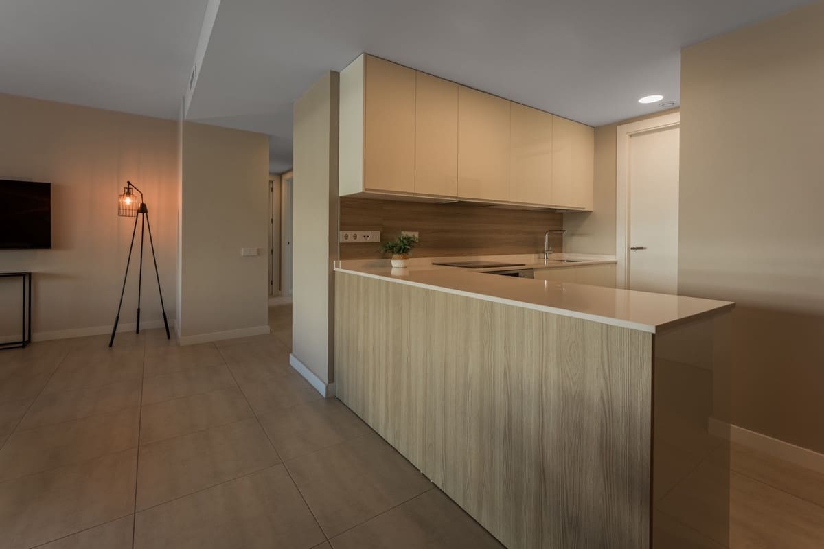 3 sypialnia Mieszkanie na sprzedaż w Estepona z basenem - 599 000 € (Ref: 9548636)