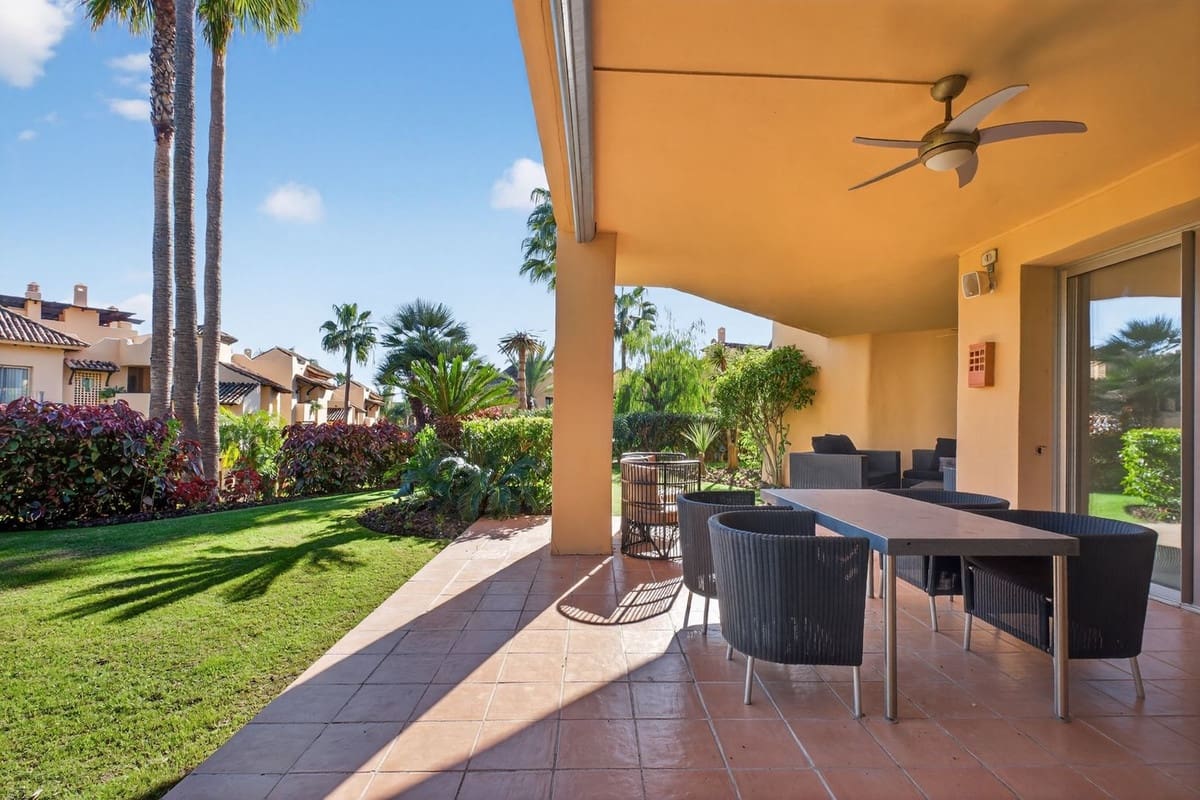 2 soverom Leilighet til salgs i Marbella med svømmebasseng - € 1 080 000 (Ref: 9548637)