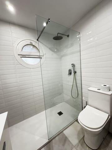 4 bedroom Villa for sale in Nueva Atalaya, Estepona with pool - € 695,000 (Ref: 9548640)