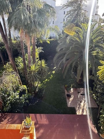 4 bedroom Villa for sale in Nueva Atalaya, Estepona with pool - € 695,000 (Ref: 9548640)