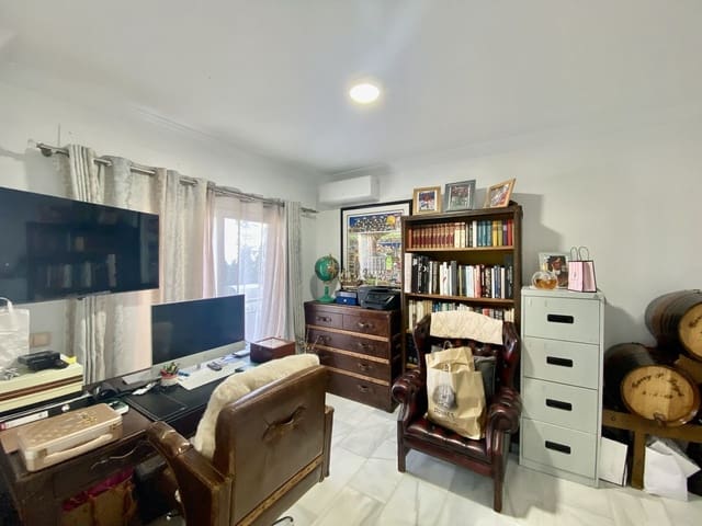 5 soverom Villa til salgs i Riviera del Sol, Mijas med svømmebasseng - € 1 200 000 (Ref: 9548642)