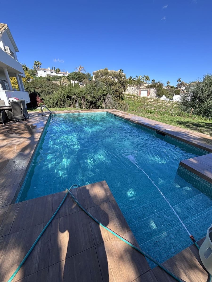 5 Zimmer Villa zu verkaufen in Mijas mit Pool - 1.060.000 € (Ref: 9548642)