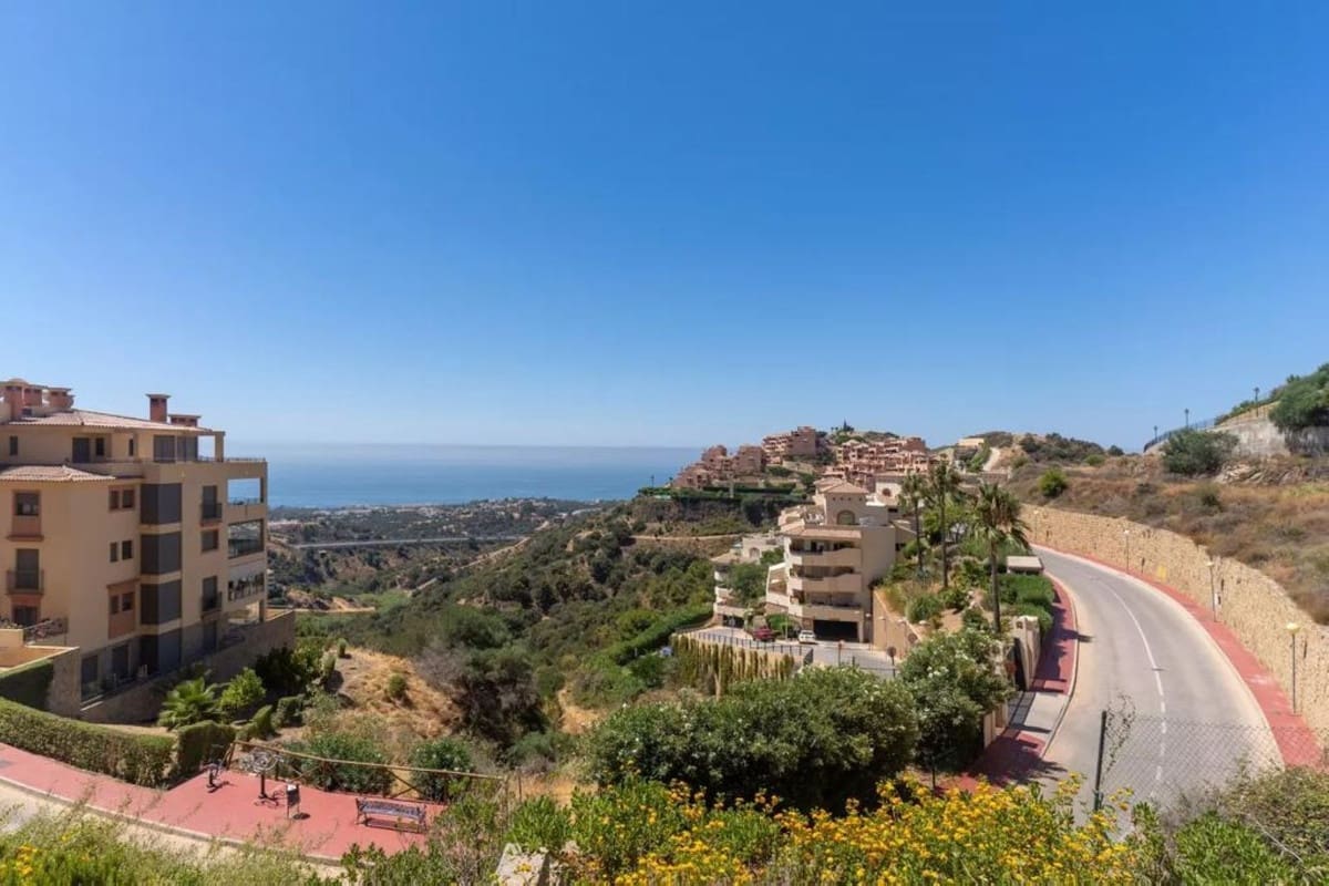 2 soveværelse Lejlighed til salg i Mijas med swimmingpool garage - € 447.500 (Ref: 9549019)