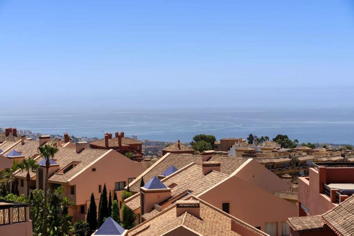 2 soveværelse Lejlighed til salg i Mijas med swimmingpool garage - € 447.500 (Ref: 9549019)