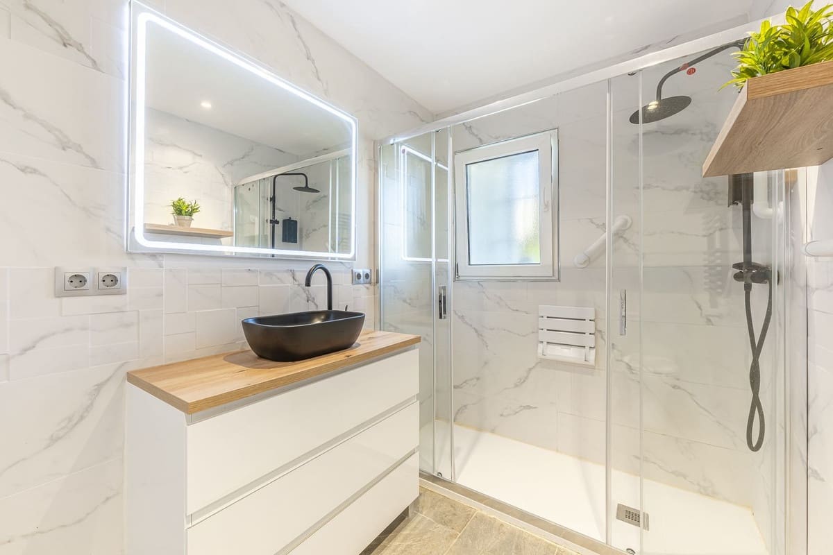 3 makuuhuone Huvila myytävänä paikassa Manilva mukana uima-altaan - 475 000 € (Ref: 9549021)