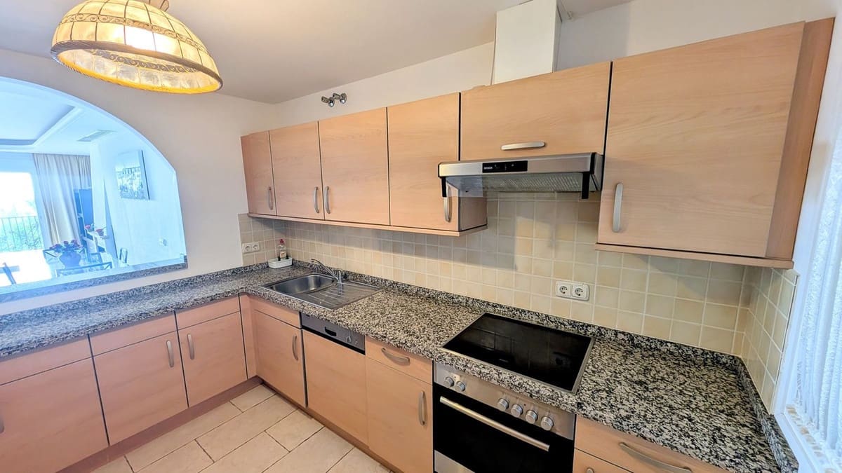 2 sypialnia Mieszkanie na sprzedaż w Benahavis z basenem garażem - 455 000 € (Ref: 9549022)